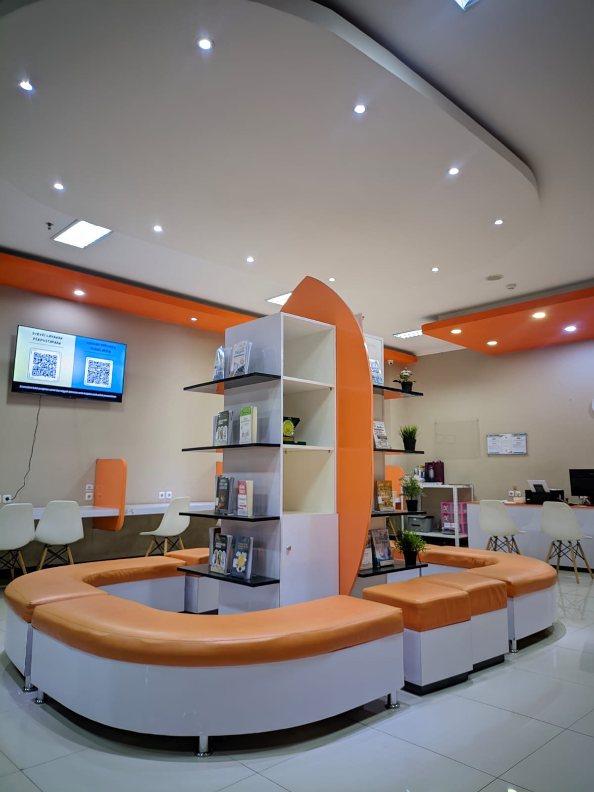 ruang perpus yatsi madani